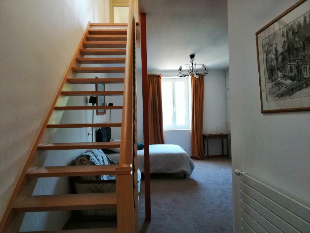 Chambres D'Hotes Le Cedre Bleu Saint-Lattier Exteriör bild